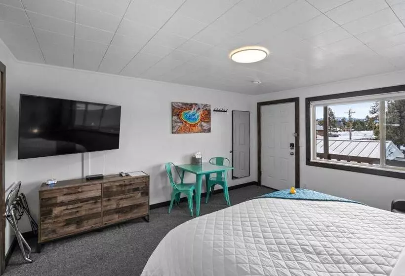 Мотель Lazy Duck Inn