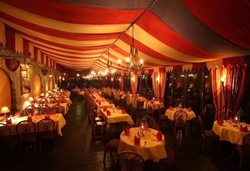 4 Sterne Burghotel Castillo Alcazar, Europa Park Freizeitpark & Erlebnis Resort