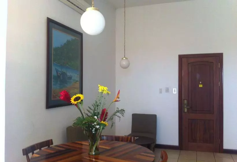 Aparthotel Los Yoses Suites