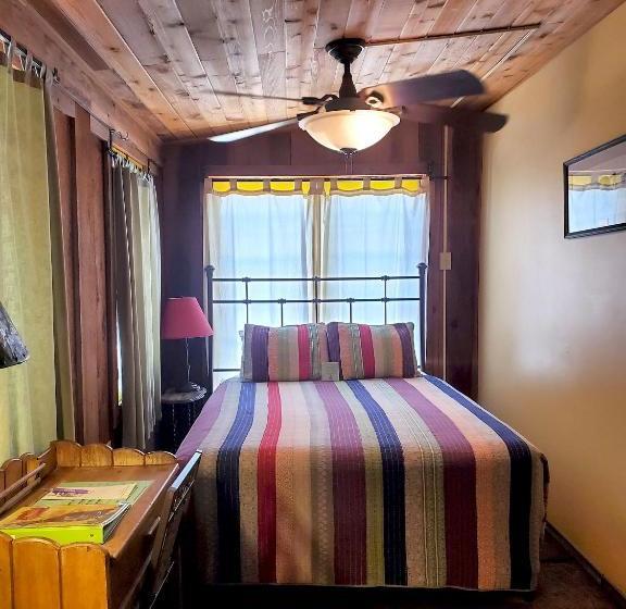 Отель 29 Palms Inn