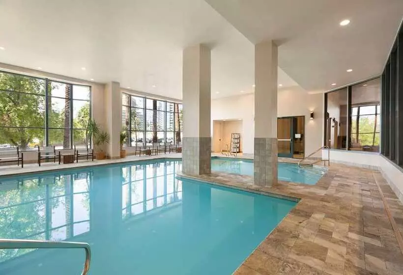酒店 Embassy Suites By Hilton Phoenix Downtown North