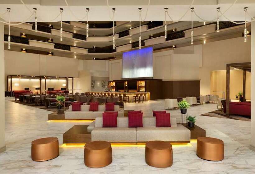 فندق Embassy Suites By Hilton Phoenix Downtown North