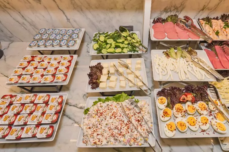 Golden Royal Hotel & Spa