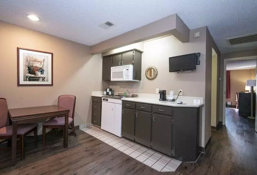 هتل Guest Inn & Suites  Midtown Medical Center