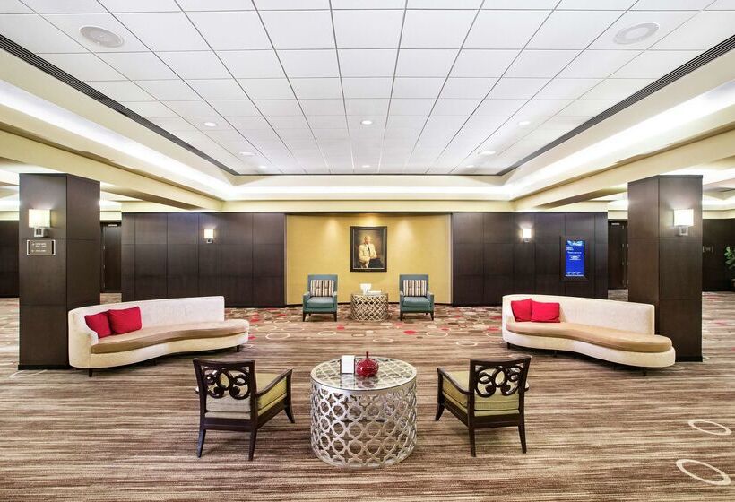 هتل Hilton University Of Houston