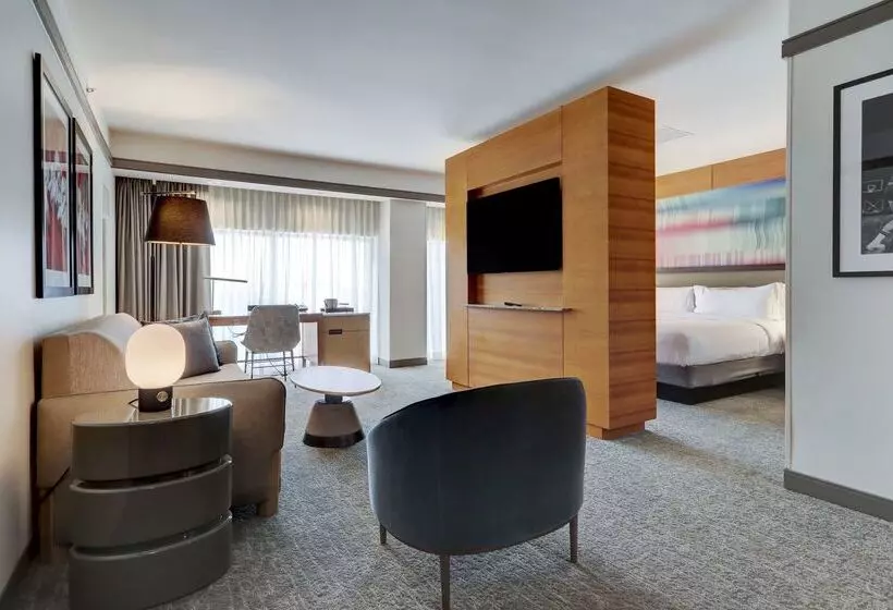 فندق Hilton University Of Houston