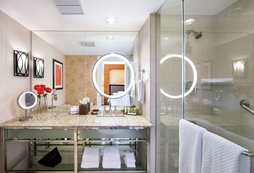 هتل Hilton University Of Houston