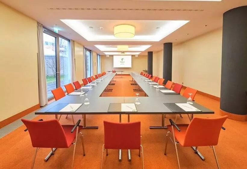 호텔 Holiday Inn Berlin Airport Conference Centre, An Ihg
