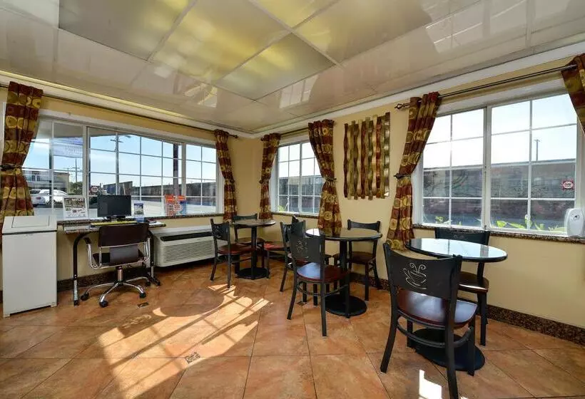 ホテル Inn At Bayshore