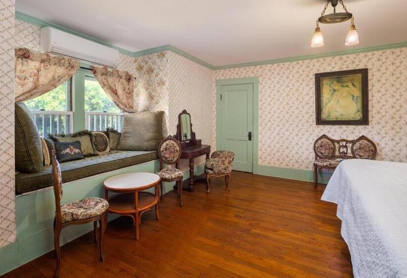 Szálloda Manoa Valley Inn