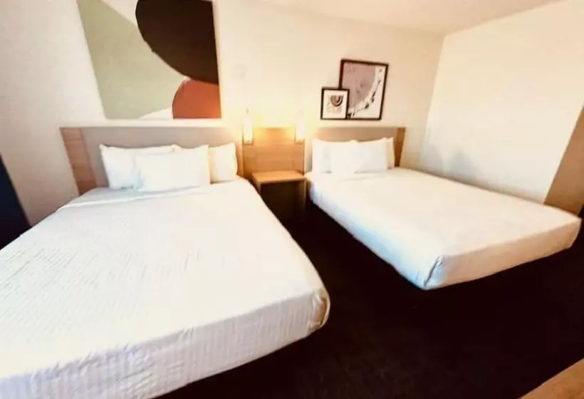 호텔 Spark By Hilton Modesto