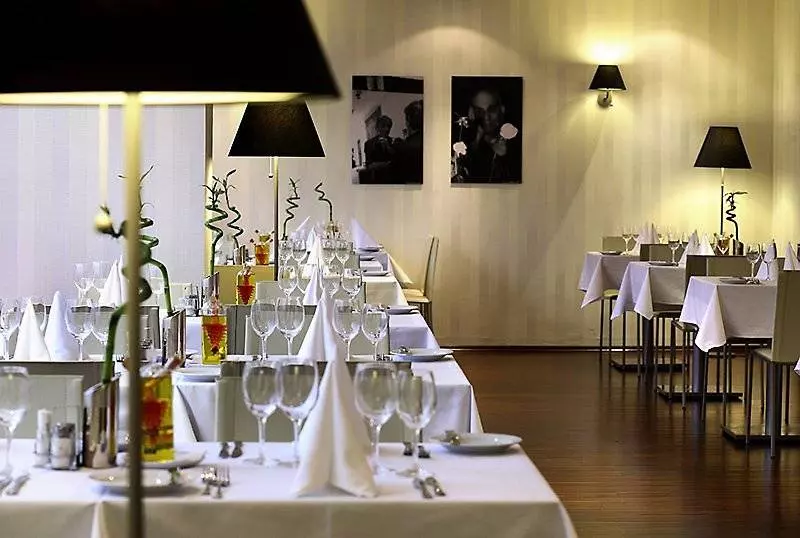 酒店 Occidental Praha