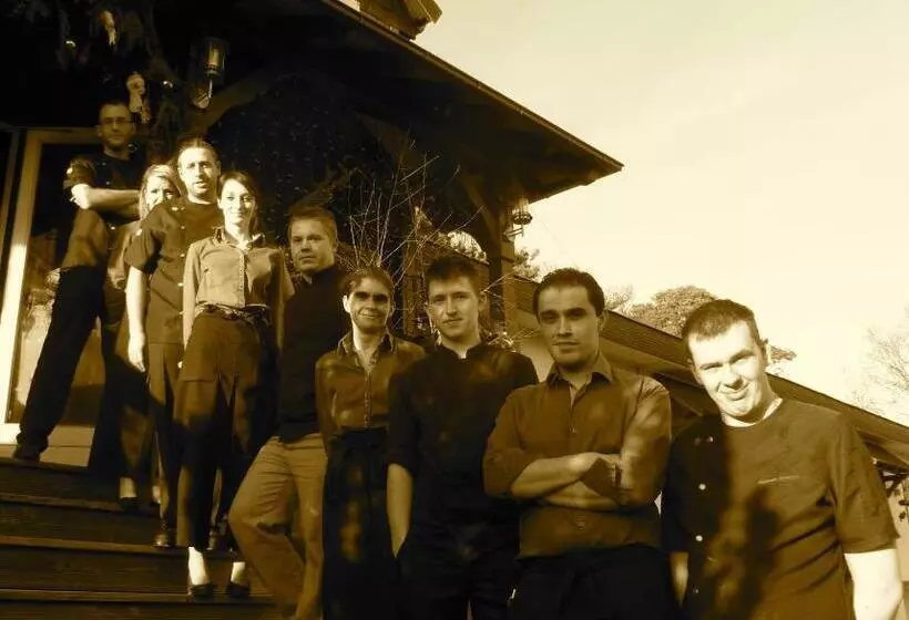 Отель Restaurant Les Pins Logis