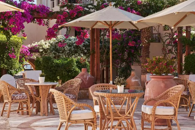 هتل Sultan Bey Resort