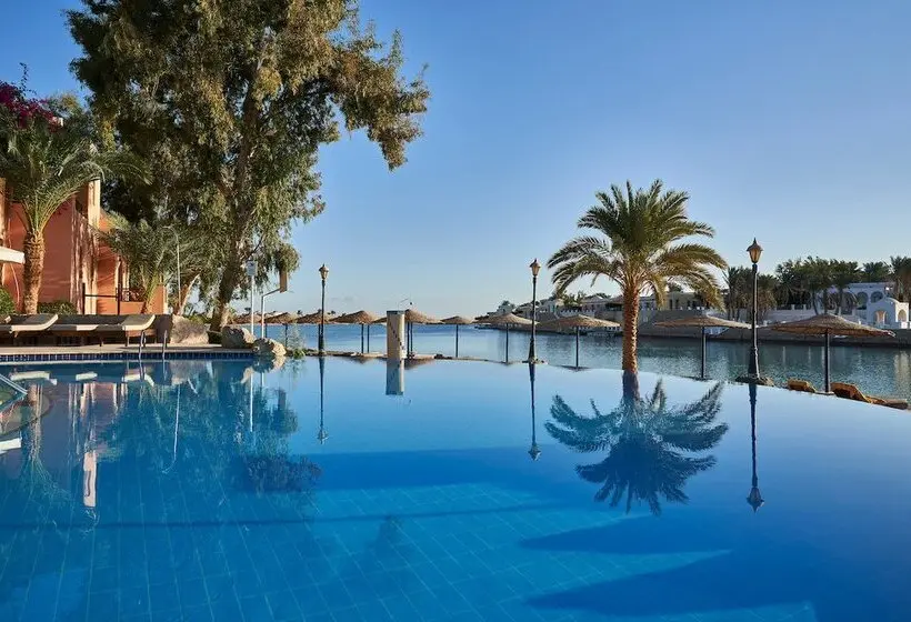 هتل Sultan Bey Resort