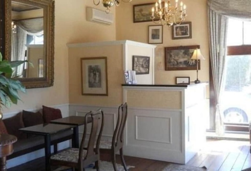 Szálloda Inn On Bellevue