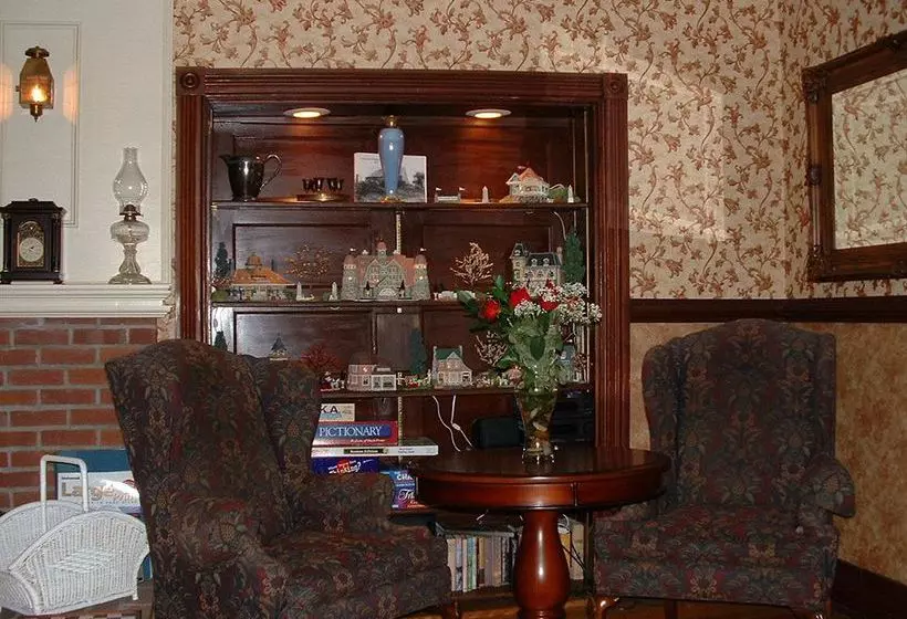 ホテル The Ogunquit Inn 