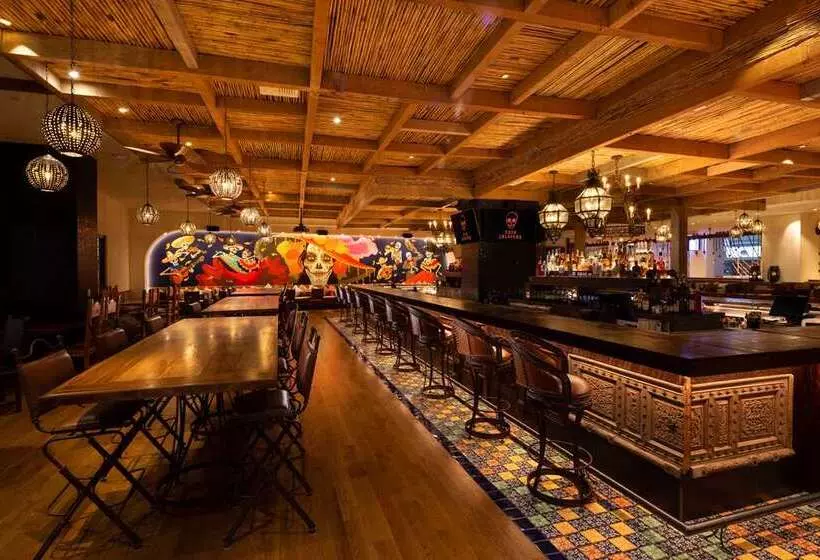 Virgin Hotels Las Vegas By Suiteness