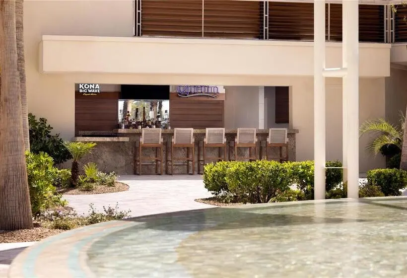 Virgin Hotels Las Vegas, Curio Collection by Hilton