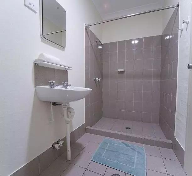 Aussie Settler Motel