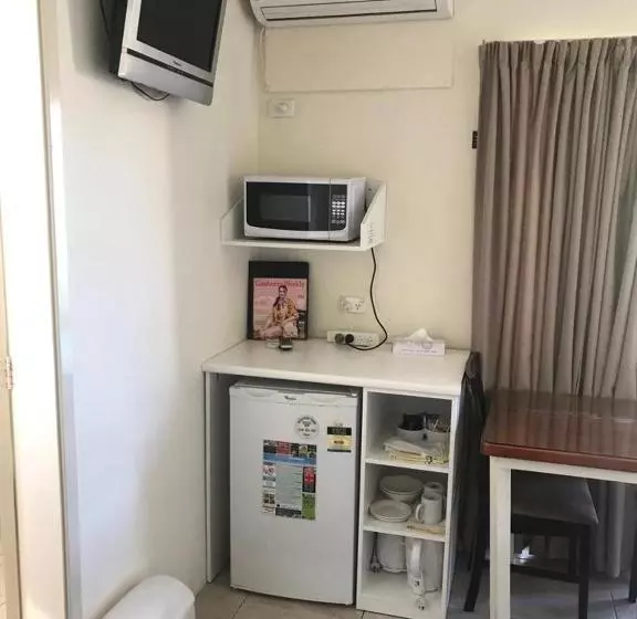 Aussie Settler Motel
