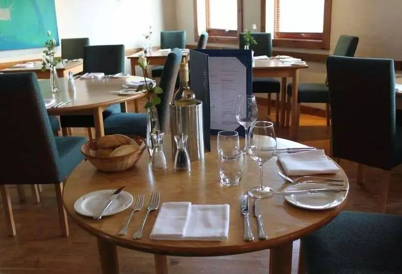 Best Western Plus Milford Hotel