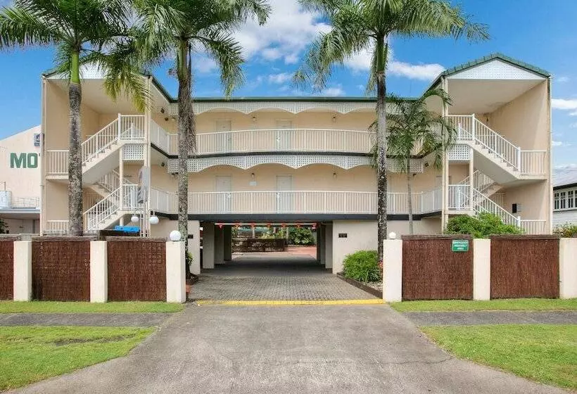 Cairns City Sheridan Motel