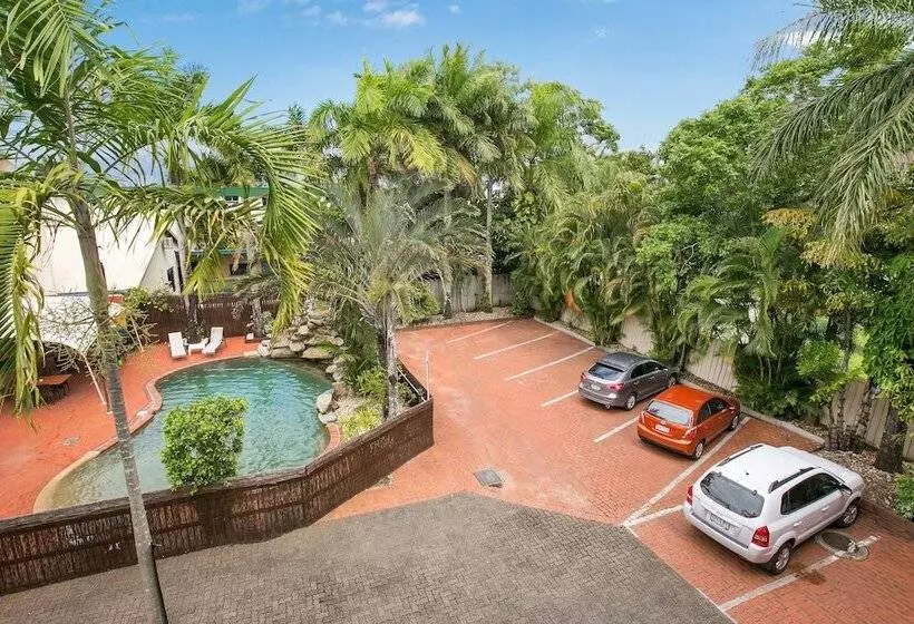 Cairns City Sheridan Motel