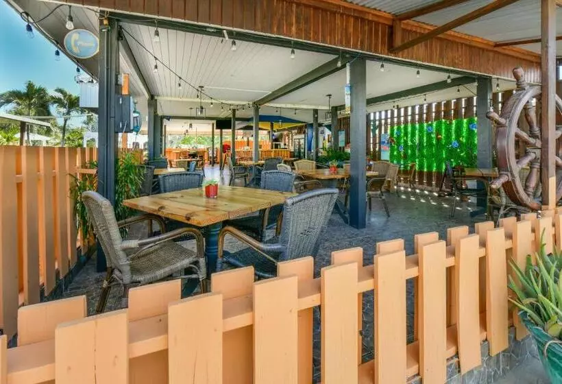 Aruba Blue Village Hotel And Apartments