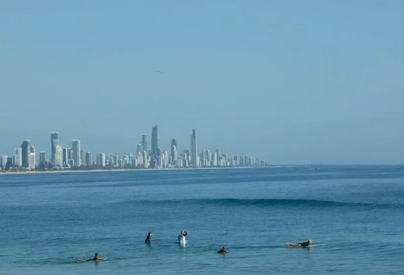 酒店 Burleigh Beach Tower