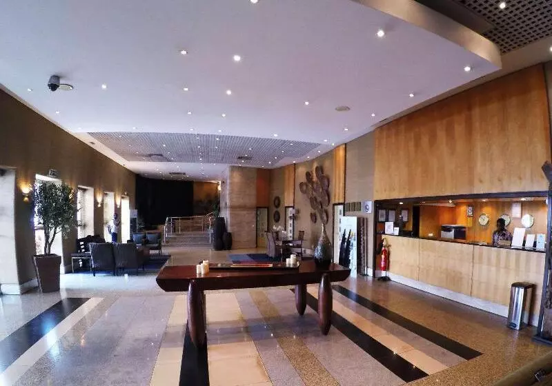 هتل Continental Luanda