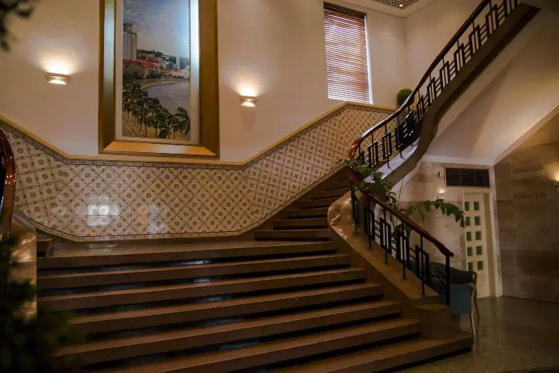 هتل Continental Luanda