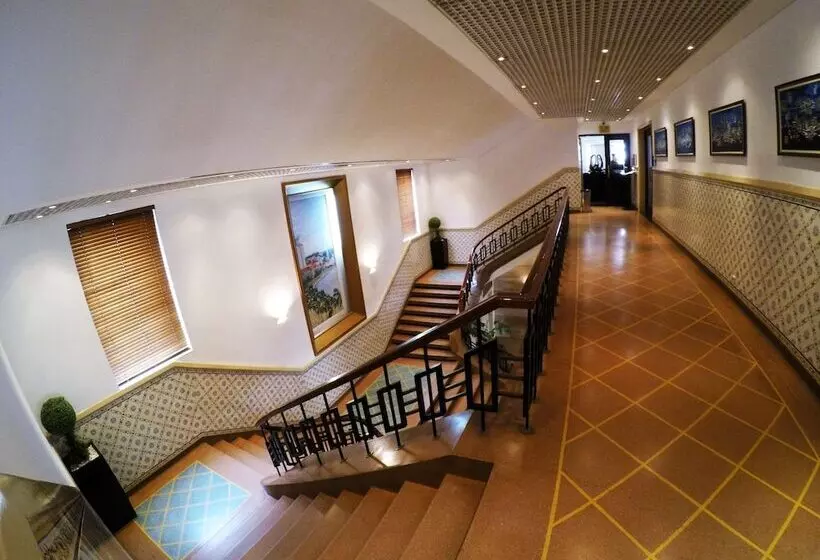 هتل Continental Luanda