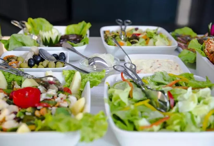 هتل Continental Luanda