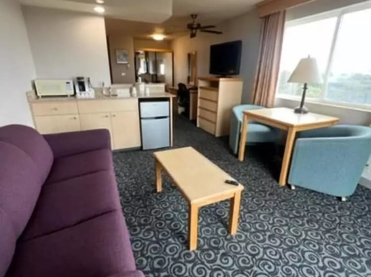 فندق Lighthouse Suites Inn