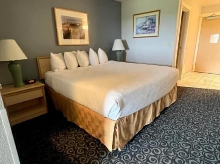 Hotel Lighthouse Suites Inn