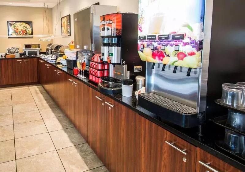 호텔 Maingate Garden Inn