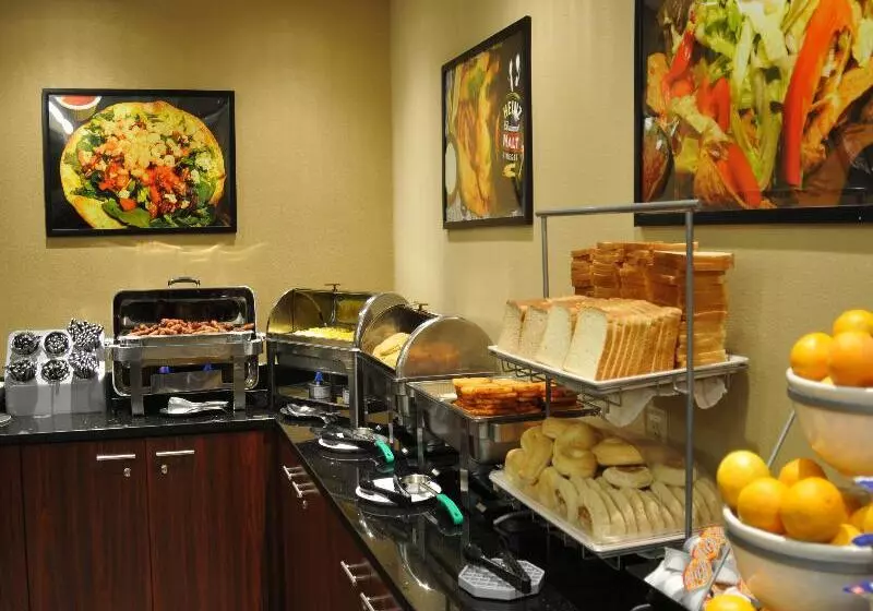 호텔 Maingate Garden Inn