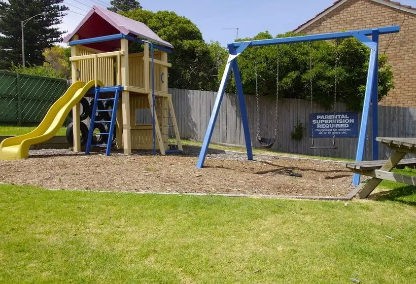 モーテル Blue Whale Motor Inn & Apartments