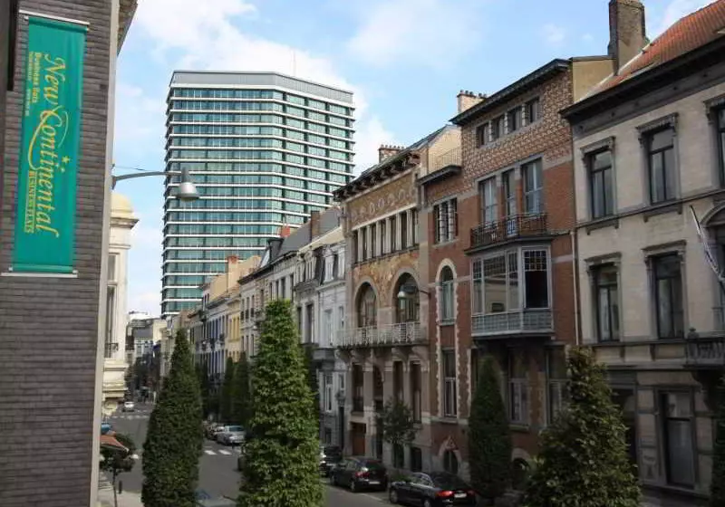 New Continental Business Flats