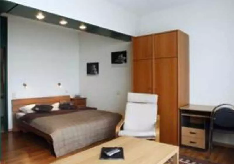 New Continental Business Flats