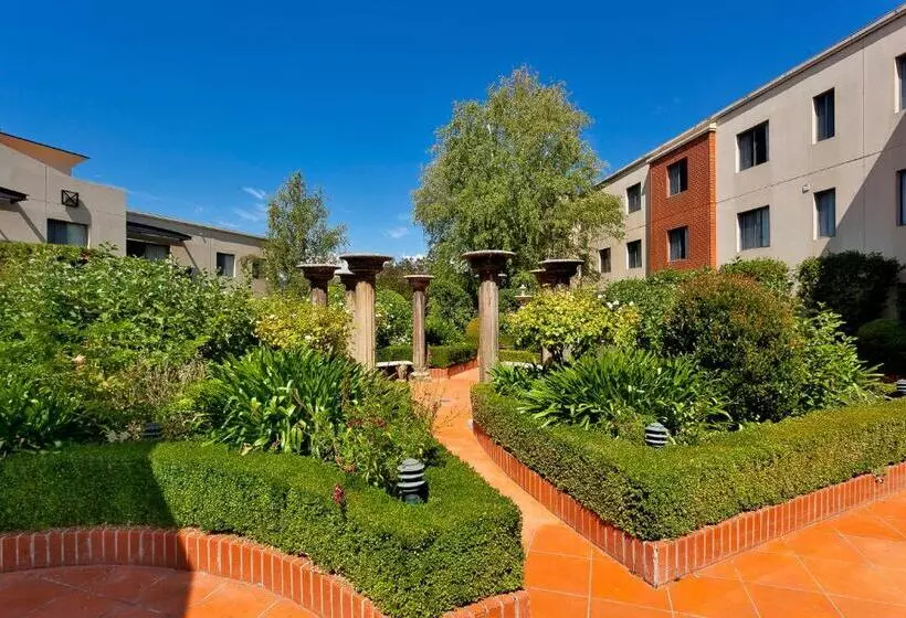 Astra Apartments   The Griffin