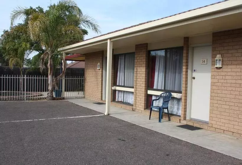 酒店 Country Home Motor Inn