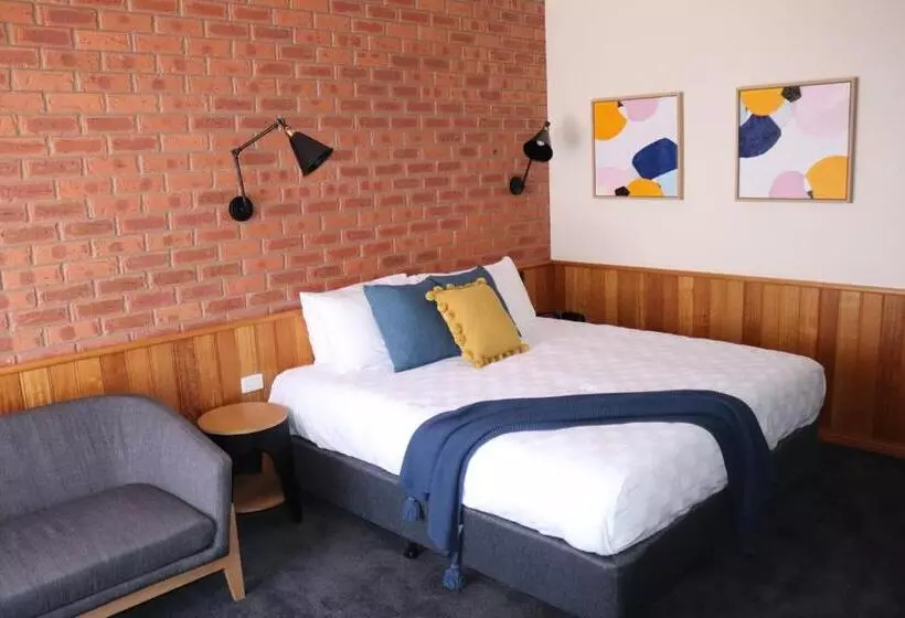 酒店 Golden River Motor Inn