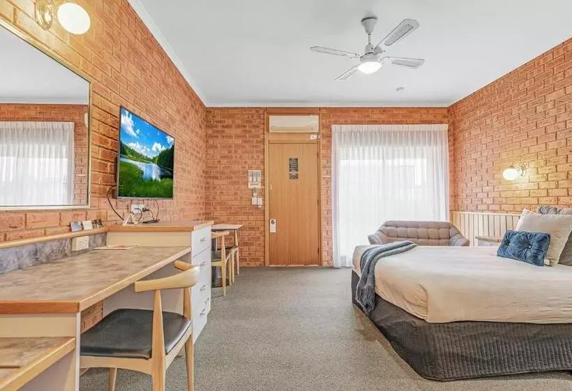 酒店 Golden River Motor Inn