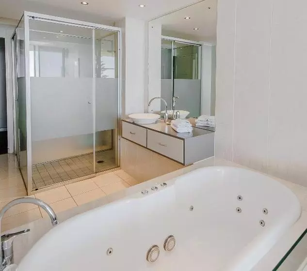 فندق Sandcastle Apartments