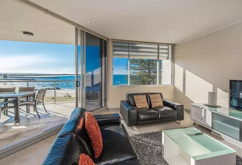 فندق Sandcastle Apartments