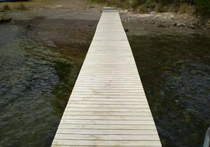 Отель The Fox And Hounds Historic