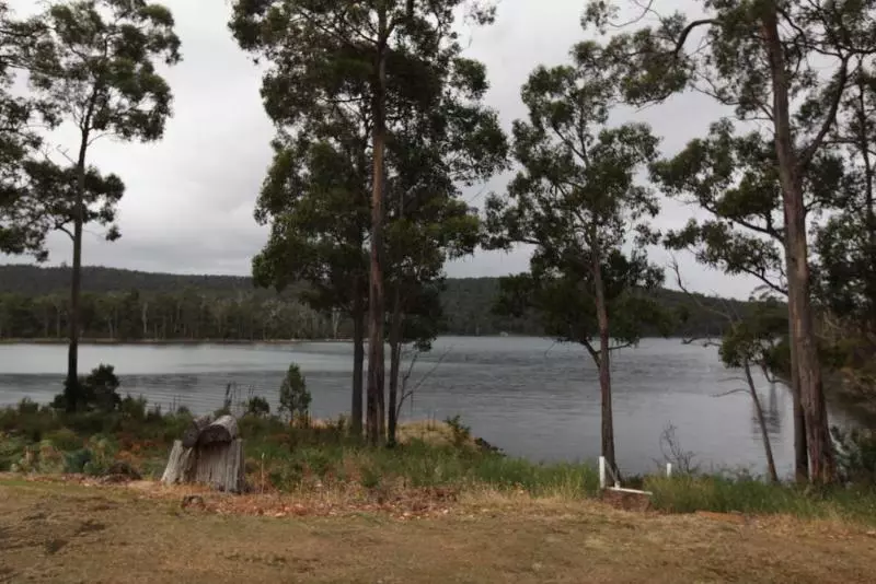 Отель The Fox And Hounds Historic