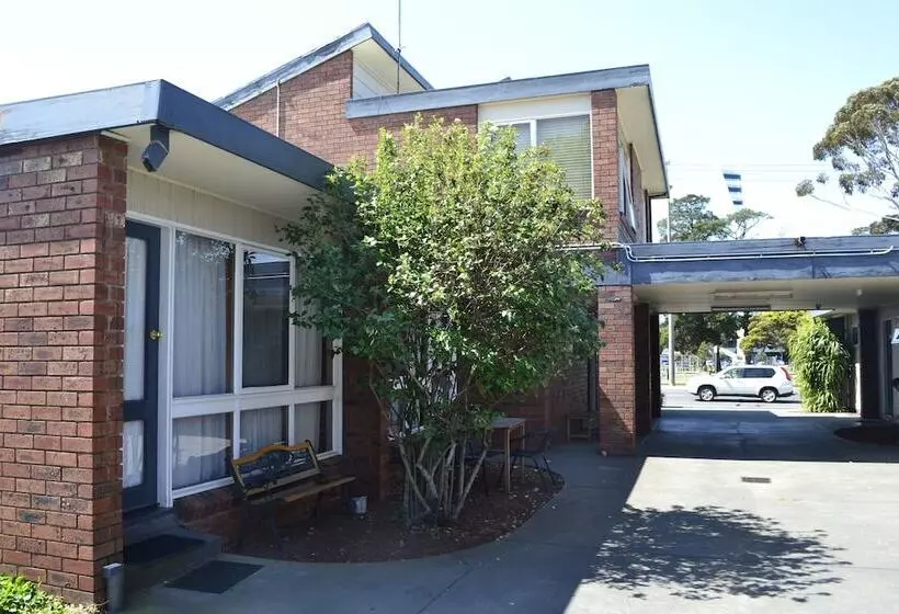 Kardinia Park Motel